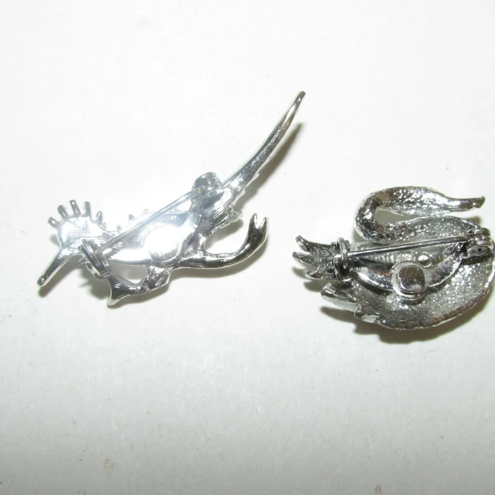 Vintage silver tone‎ pins brooch Gerry Swan blue eye + Roadrunner
